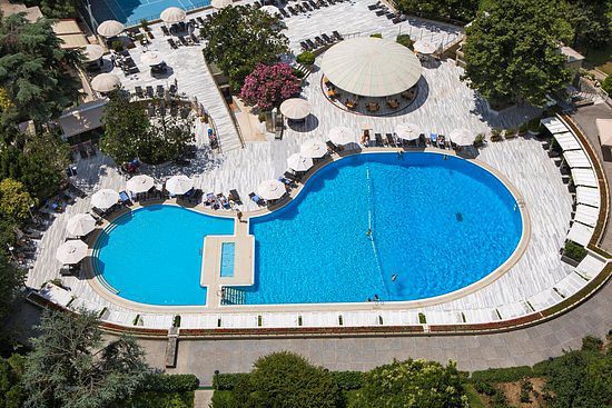 hilton istanbul bosphorus hotel piscine exterieure