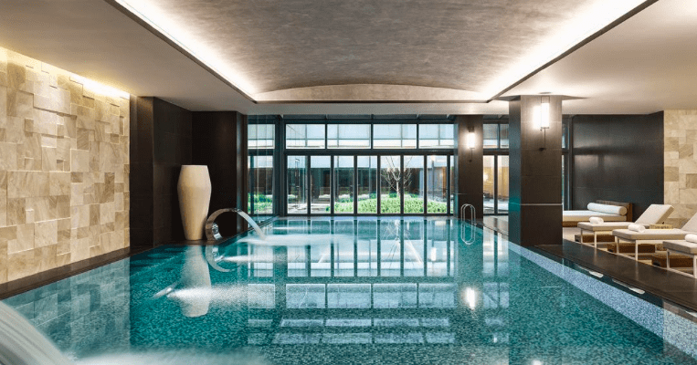 piscine interieure fairmont quasar